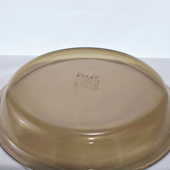 Pyrex Visions Brown Glass Pie Plate 10” genuine vtg Fireside amber dish #209 - Picture 8 of 11